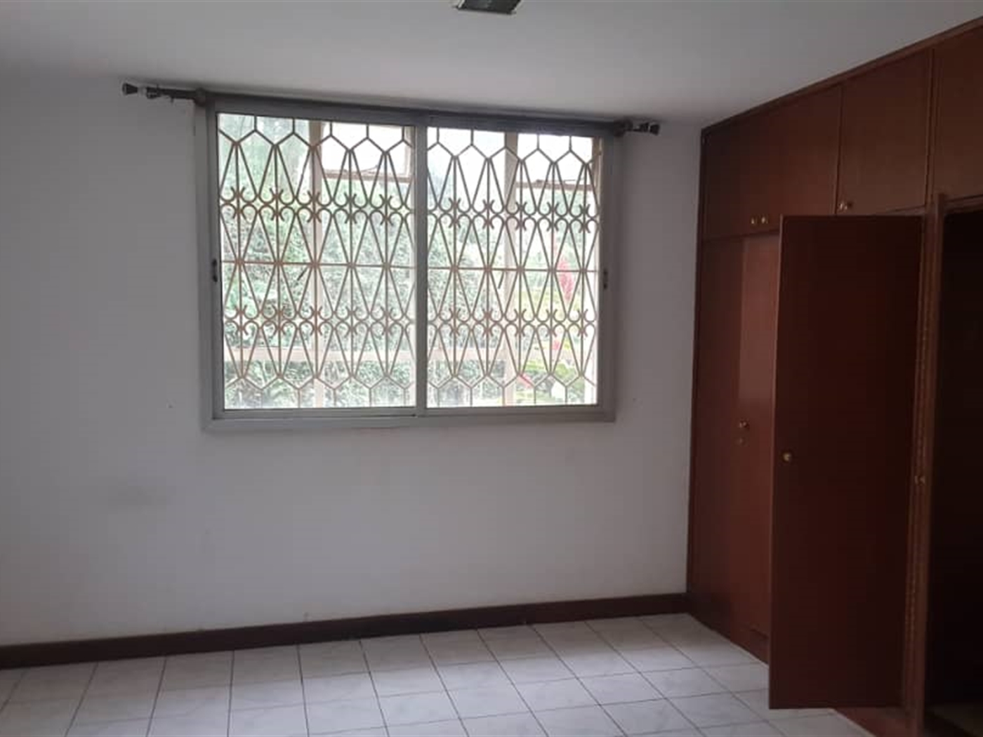 Bungalow for sale in Kololo Kampala