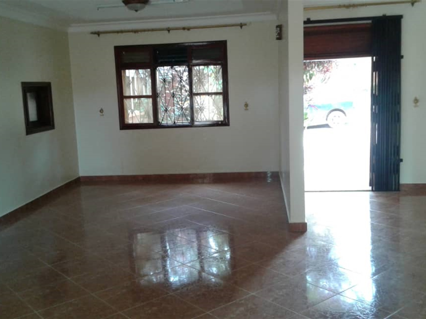 Bungalow for rent in Naguru Kampala