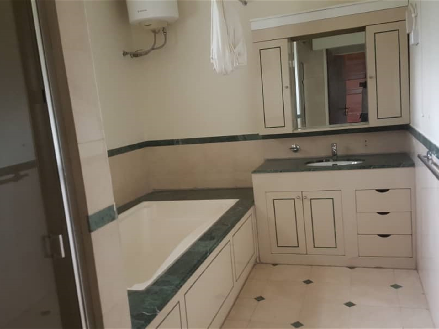 Mansion for rent in Nakasero Kampala