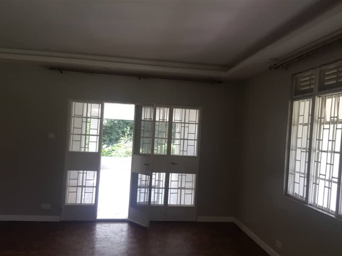 Bungalow for rent in Kololo Kampala