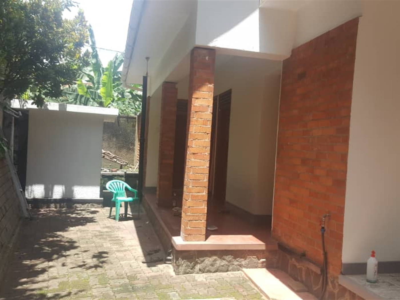 Mansion for rent in Buziga Kampala