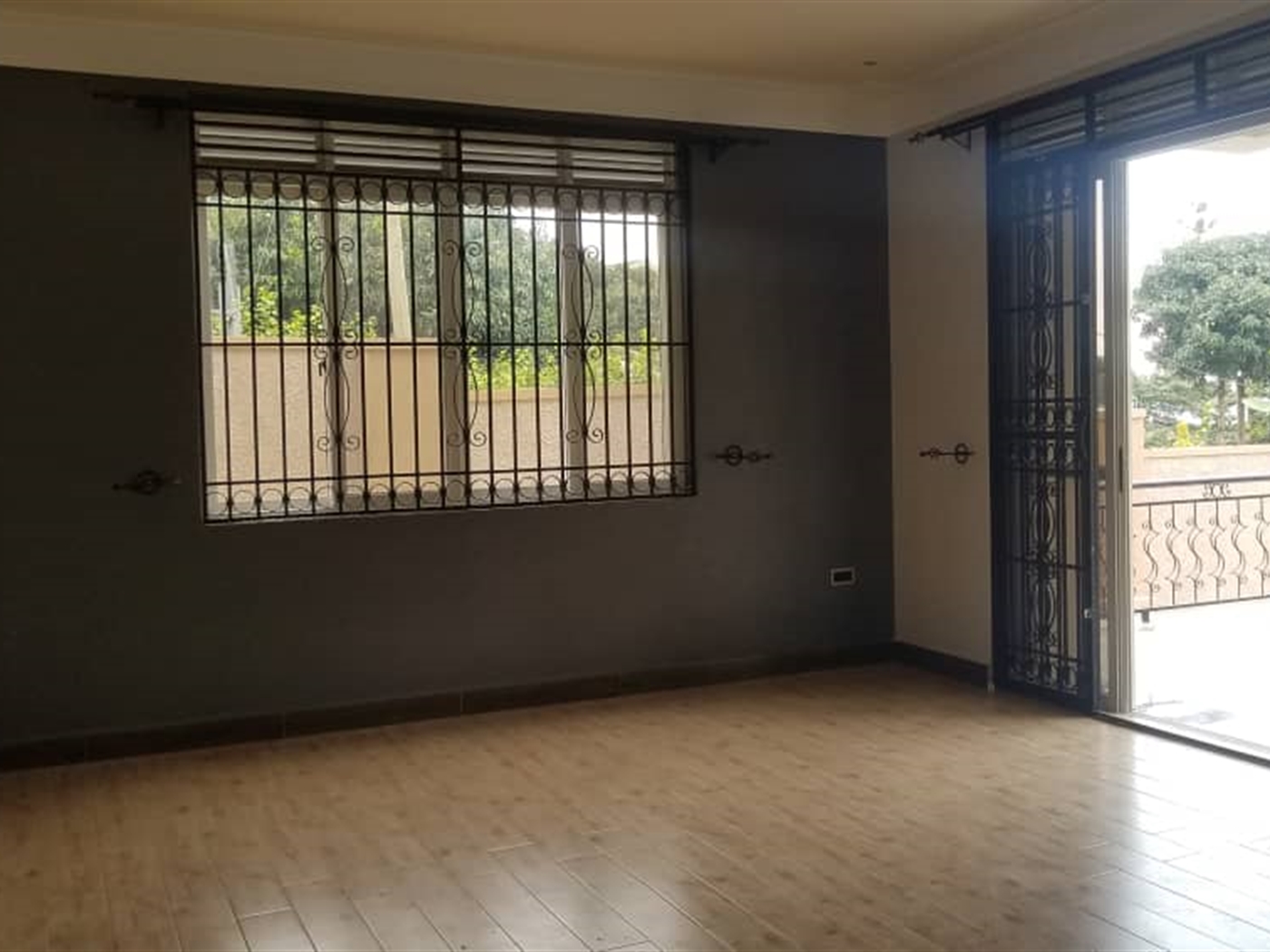 Mansion for sale in Munyonyo Kampala