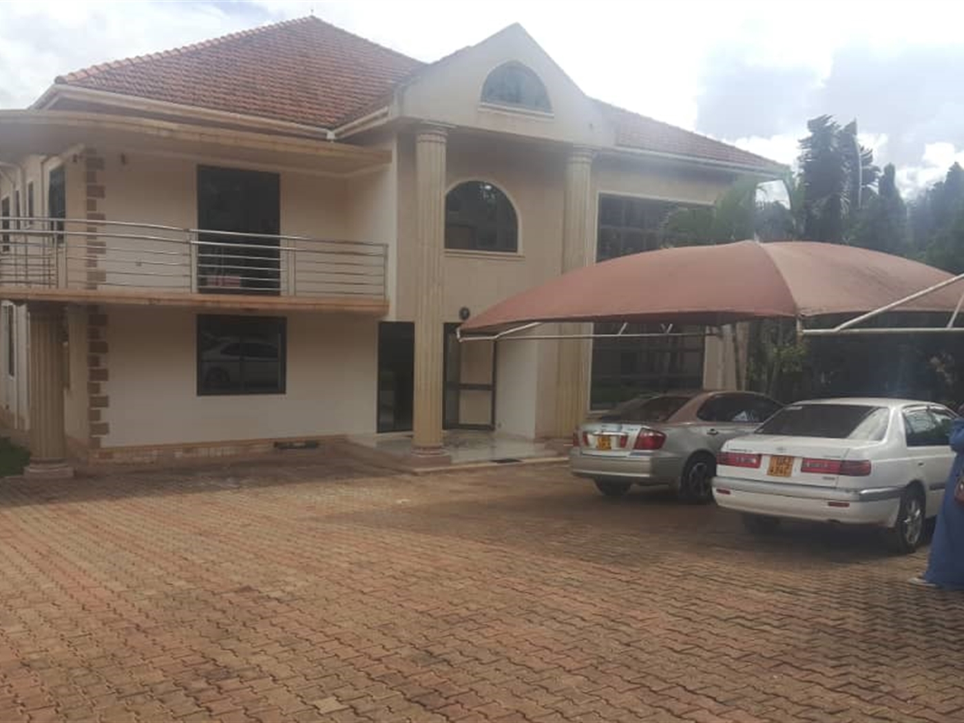 Mansion for sale in Muyenga Kampala