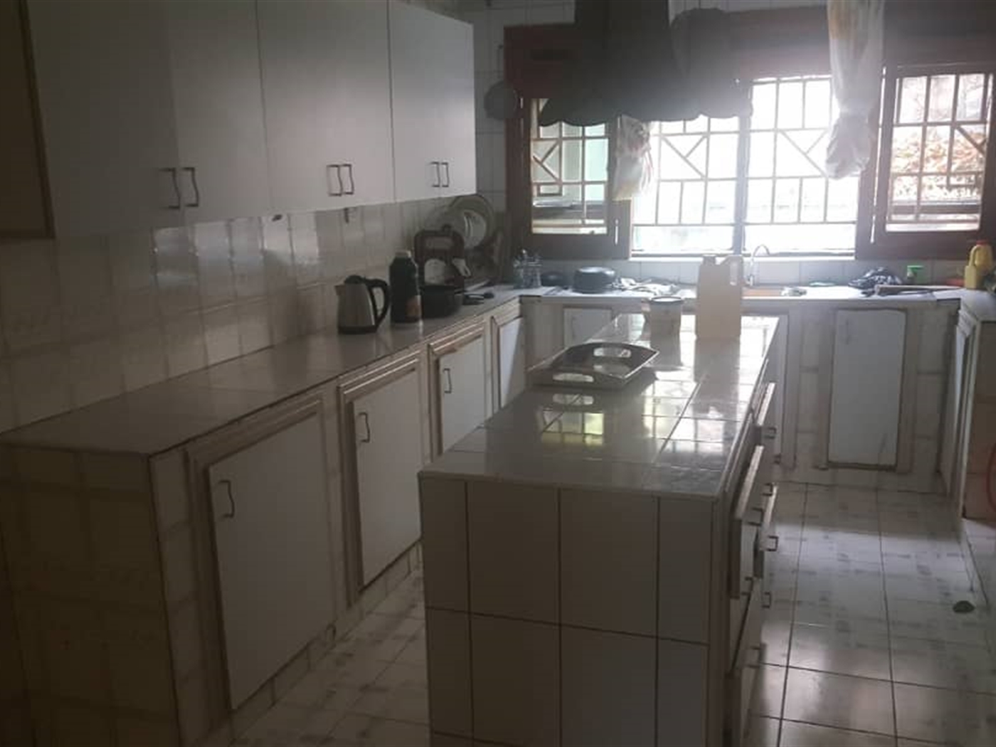 Mansion for rent in Buziga Kampala