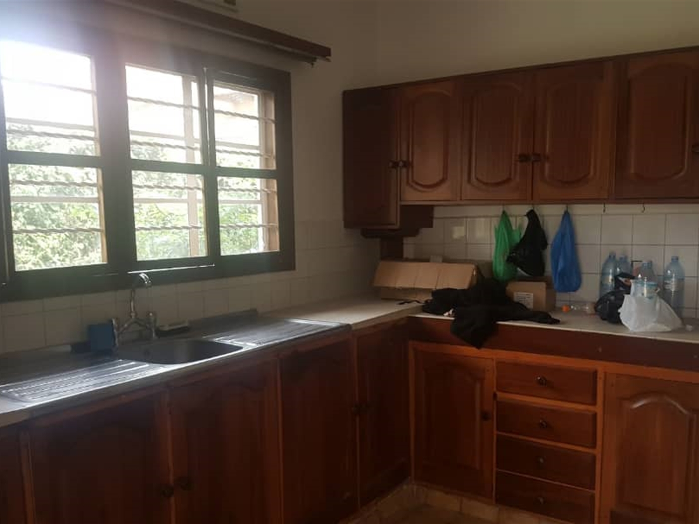 Bungalow for rent in Munyonyo Kampala