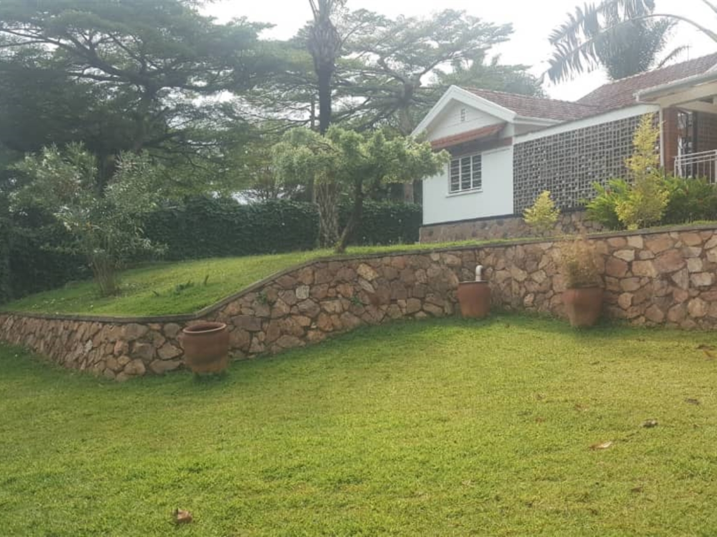 Bungalow for rent in Munyonyo Kampala