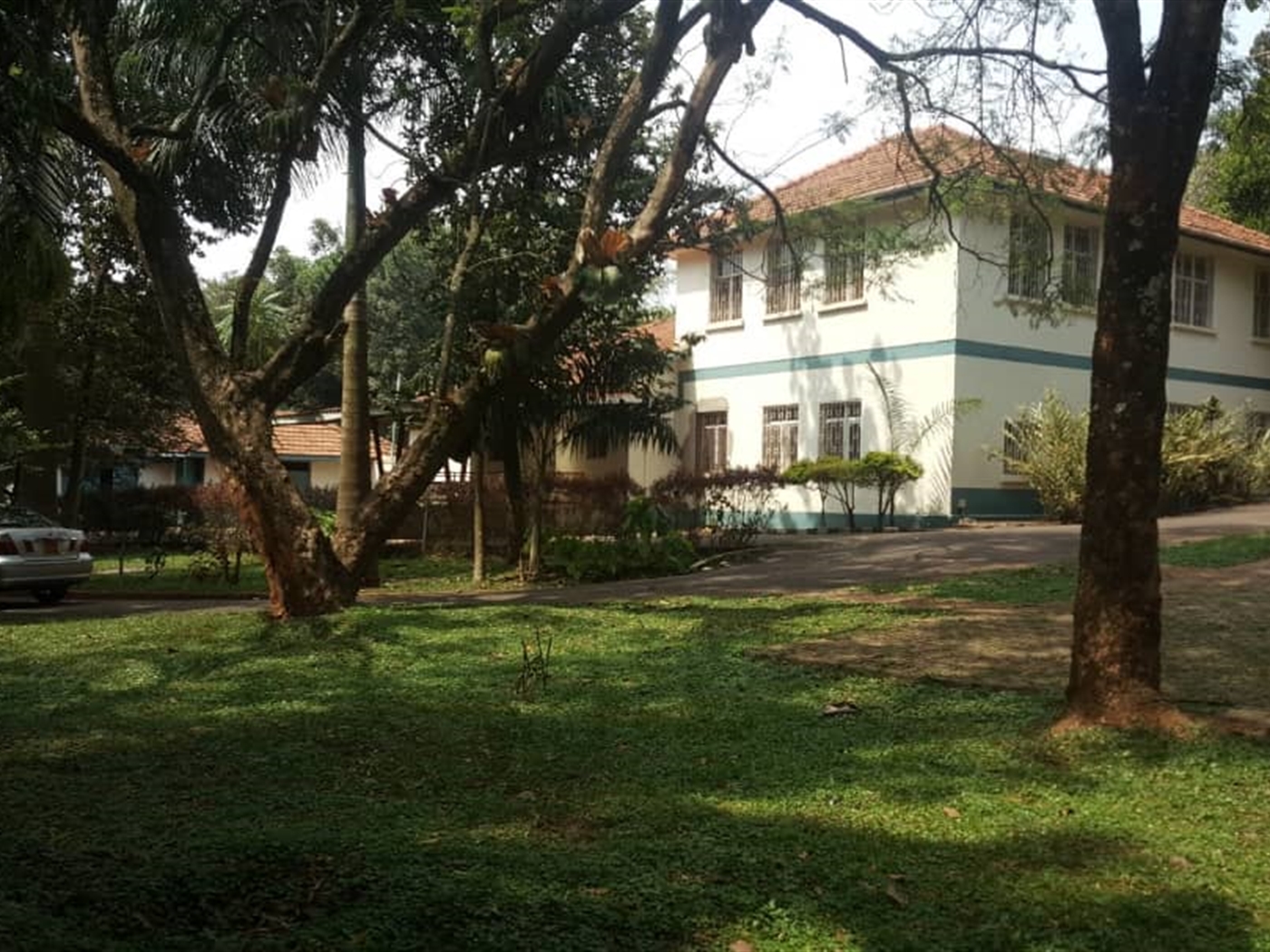 Mansion for sale in Kololo Kampala