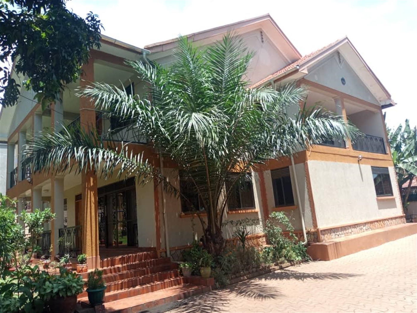 Mansion for sale in Mbuya Kampala