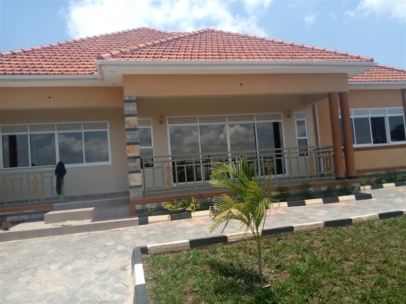 Bungalow for sale in Bwebajja Wakiso