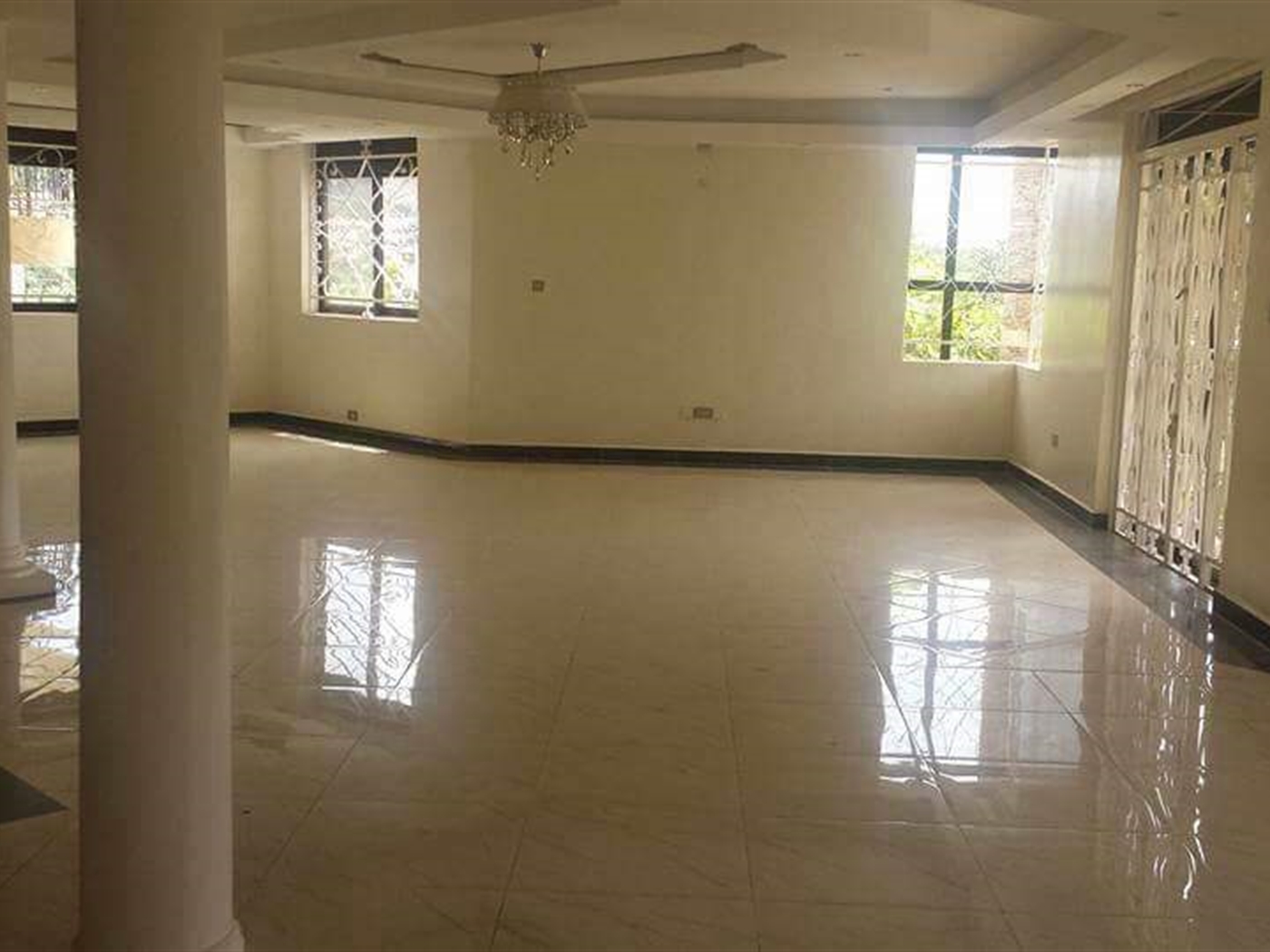 Mansion for sale in Makindye Kampala