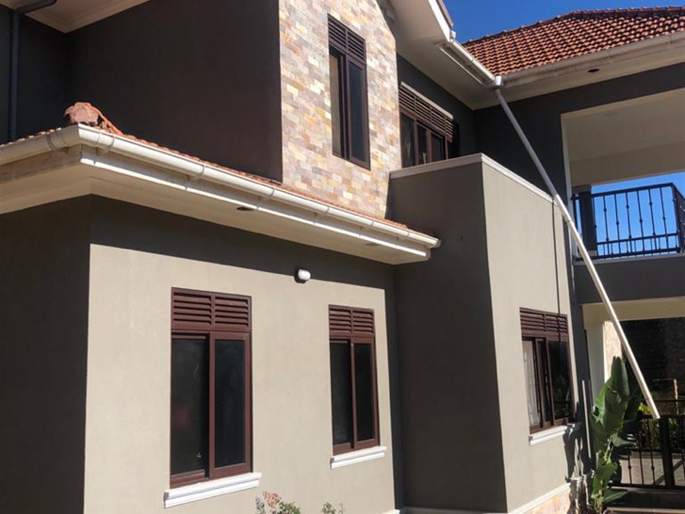 Mansion for sale in Bbunga Kampala