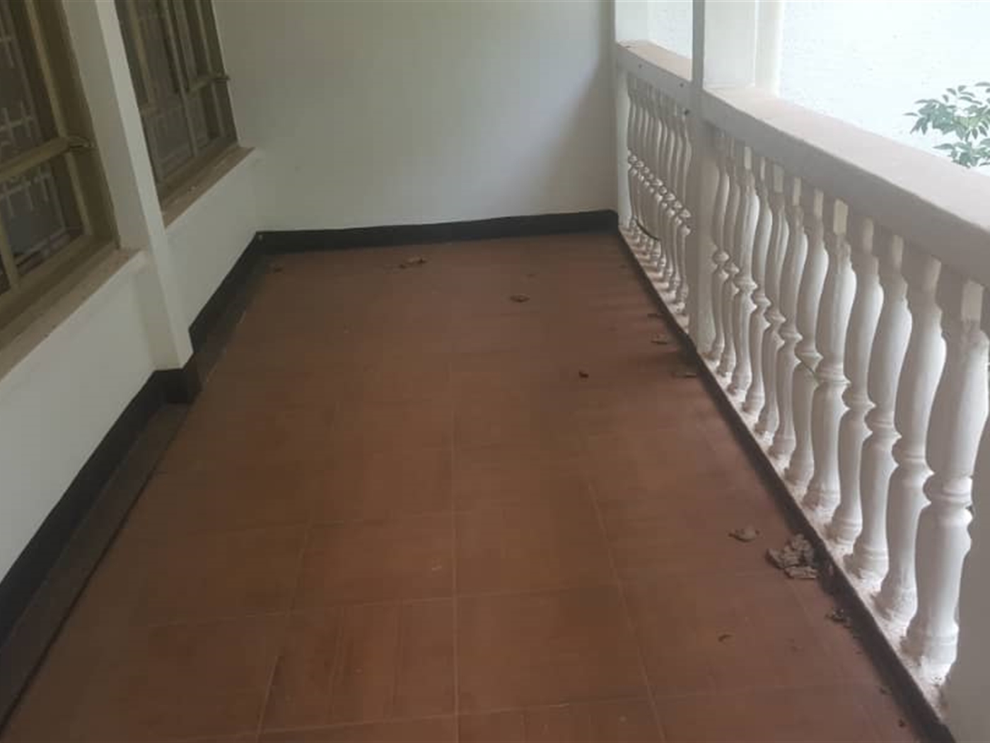 Bungalow for rent in Kololo Kampala