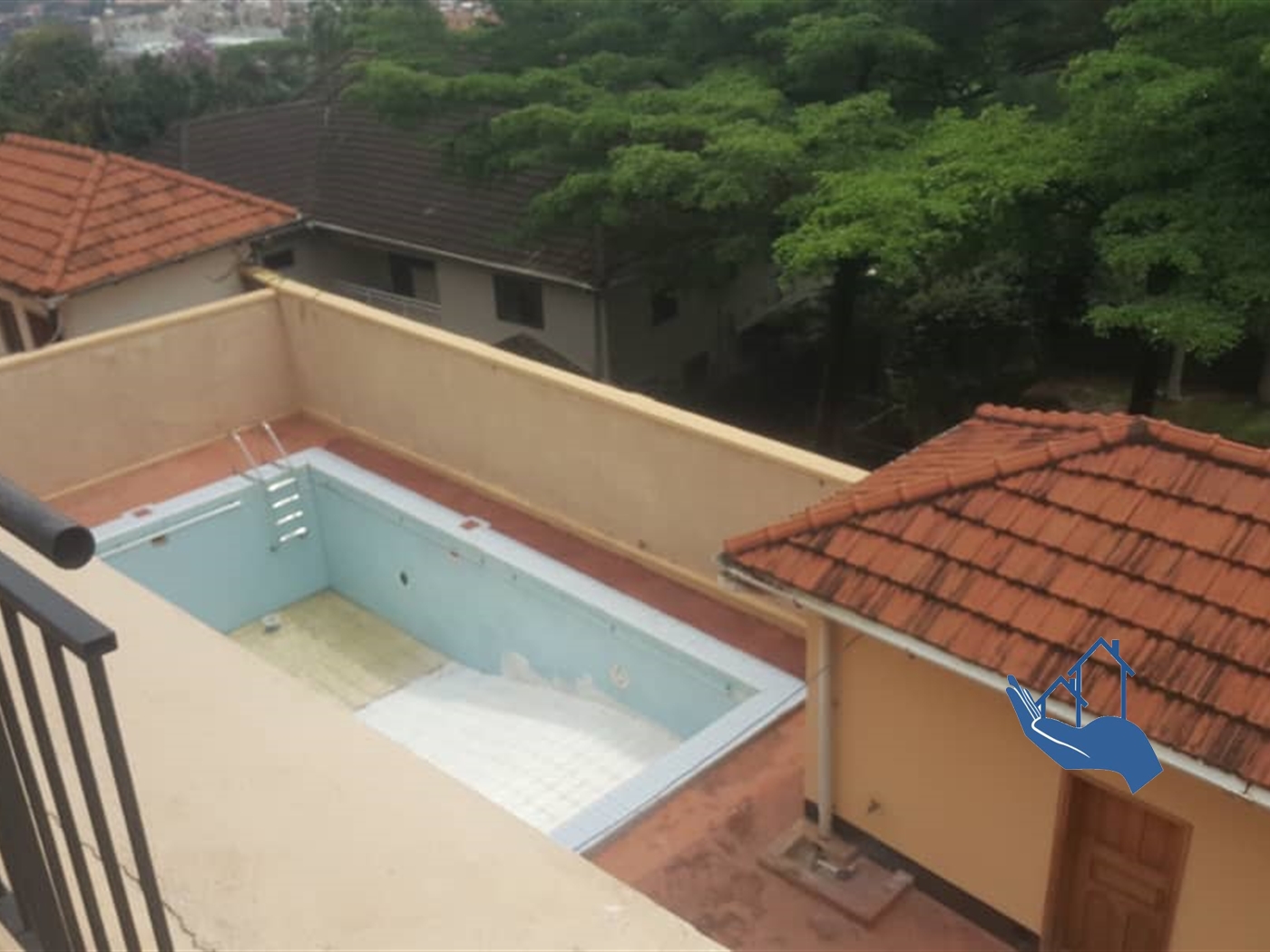 Storeyed house for rent in Kololo Kampala