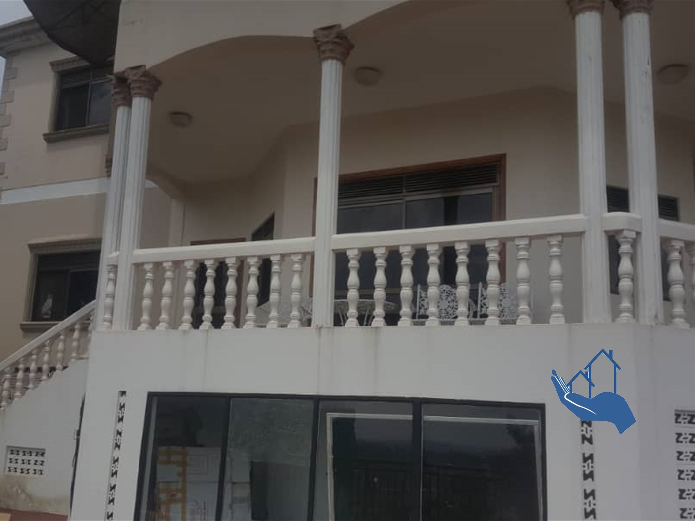 Storeyed house for rent in Kololo Kampala