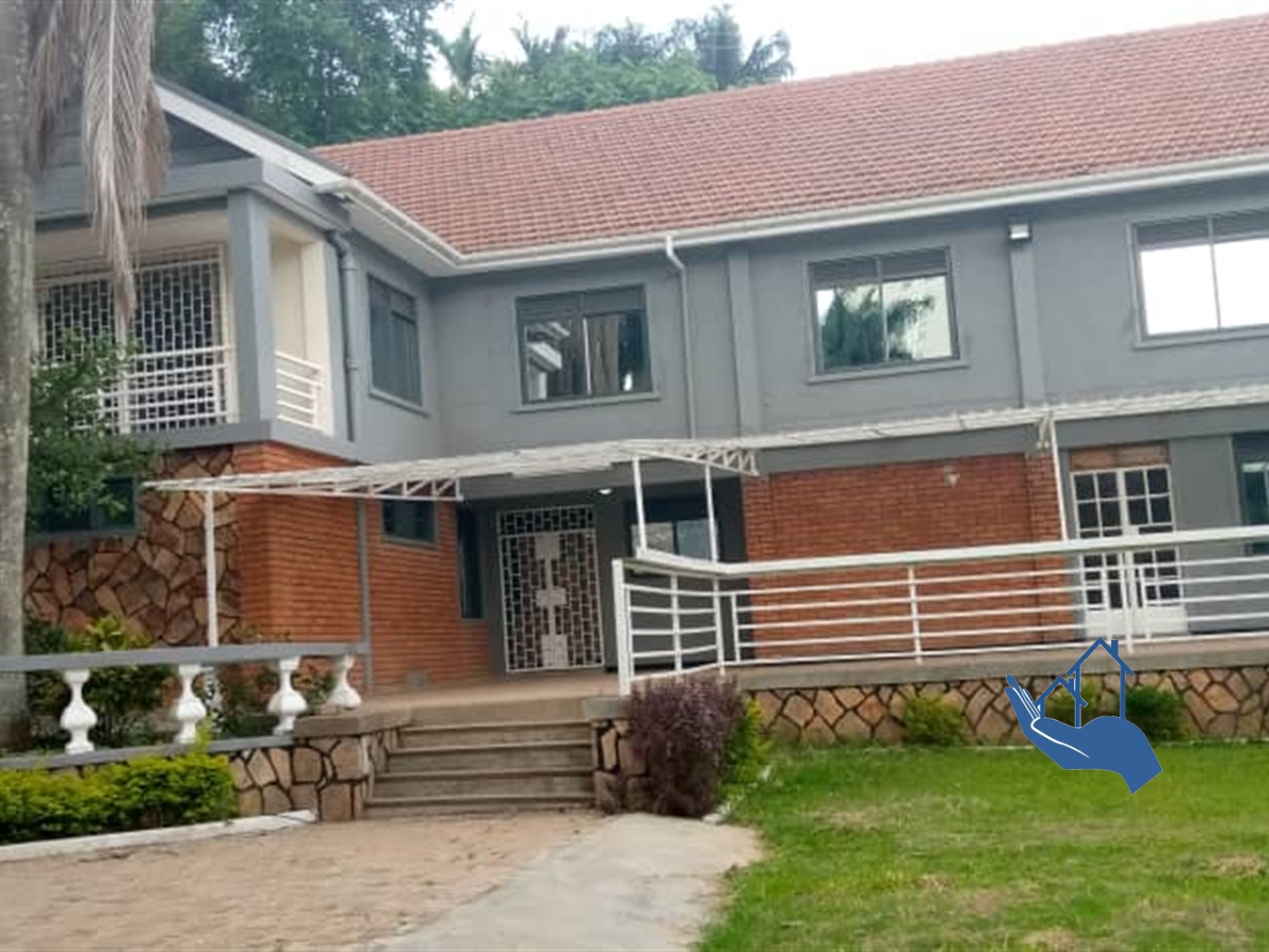 Mansion for rent in Kololo Kampala