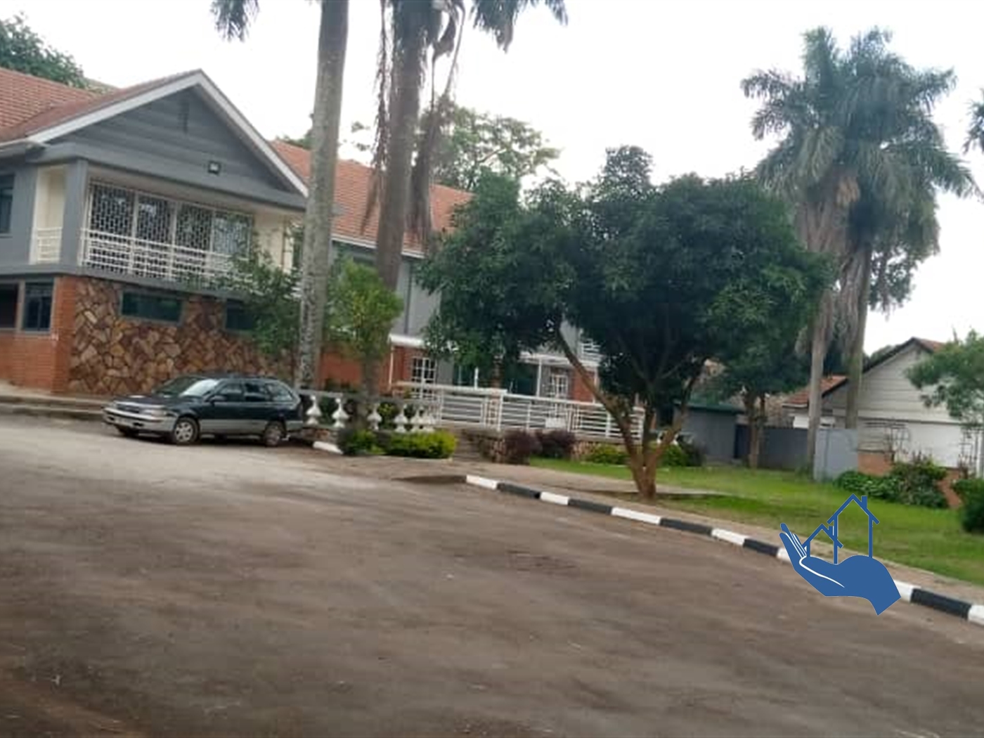 Mansion for rent in Kololo Kampala