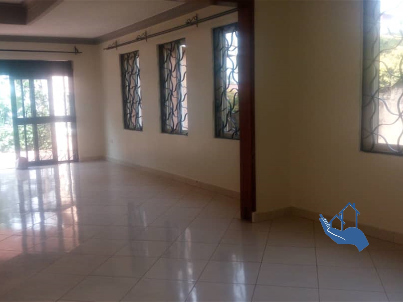 Bungalow for rent in Mbuya Kampala