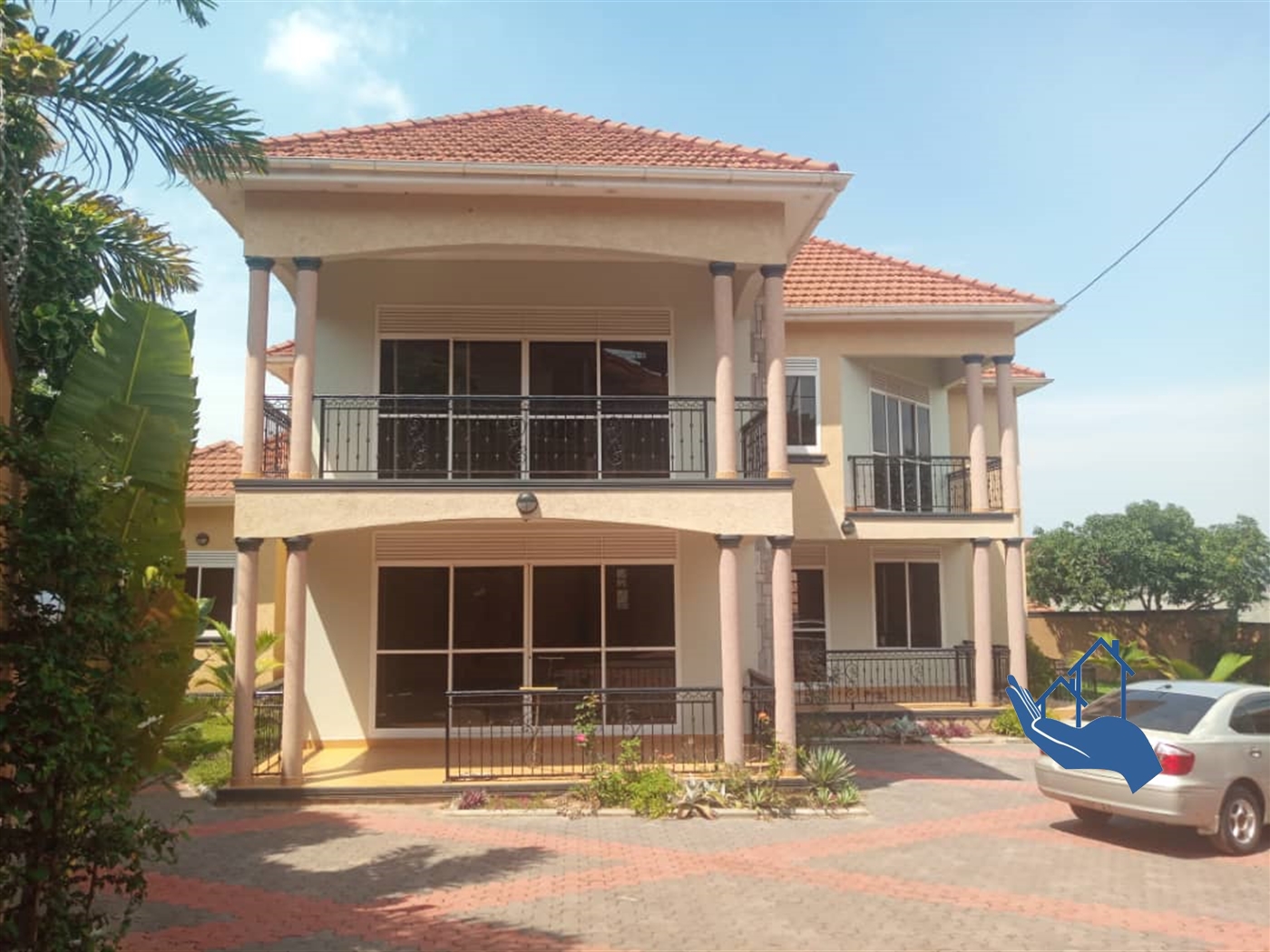 Mansion for sale in Munyonyo Kampala