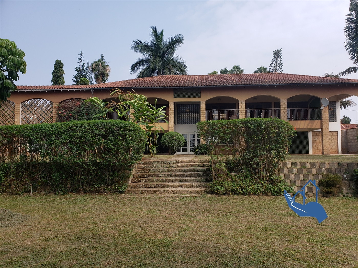 Mansion for rent in Muyenga Kampala