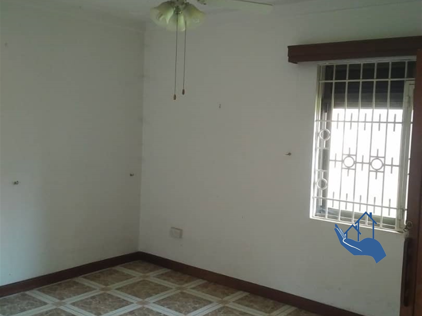 Bungalow for sale in Bugoloobi Kampala