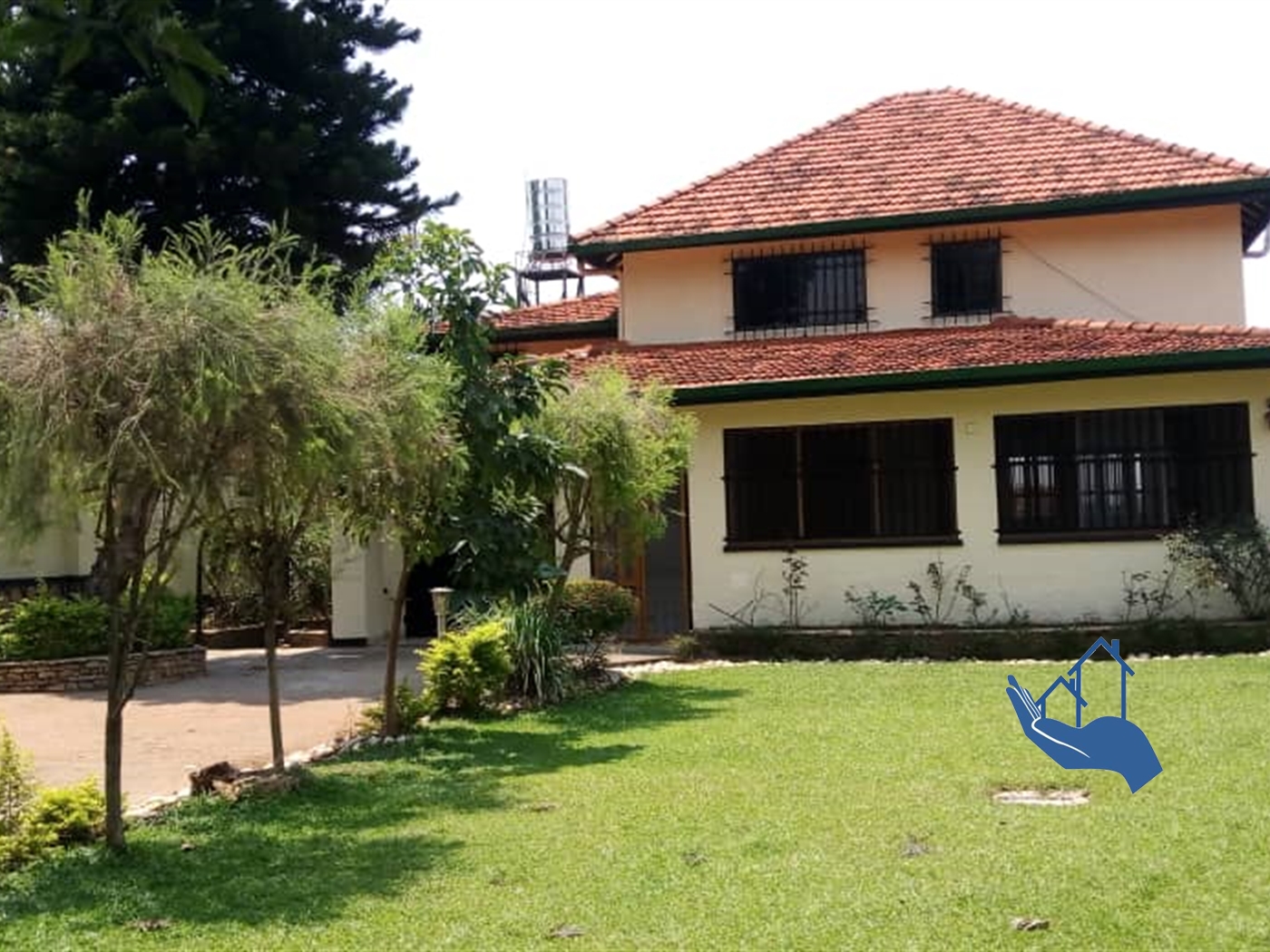 Mansion for rent in Kololo Kampala