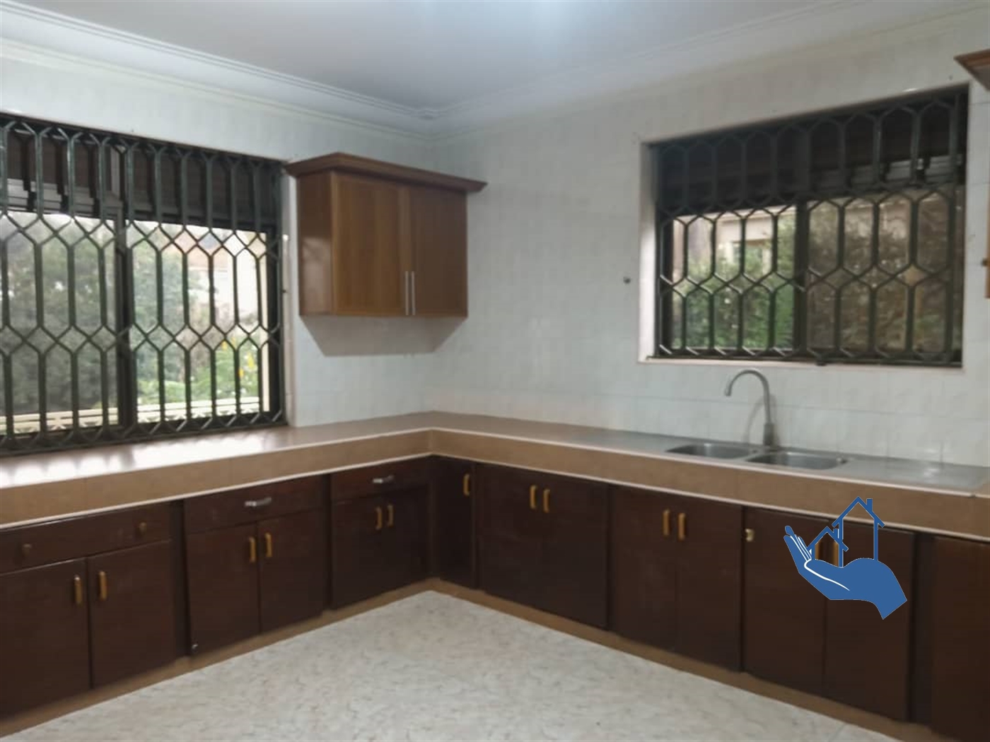 Storeyed house for rent in Naguru Kampala