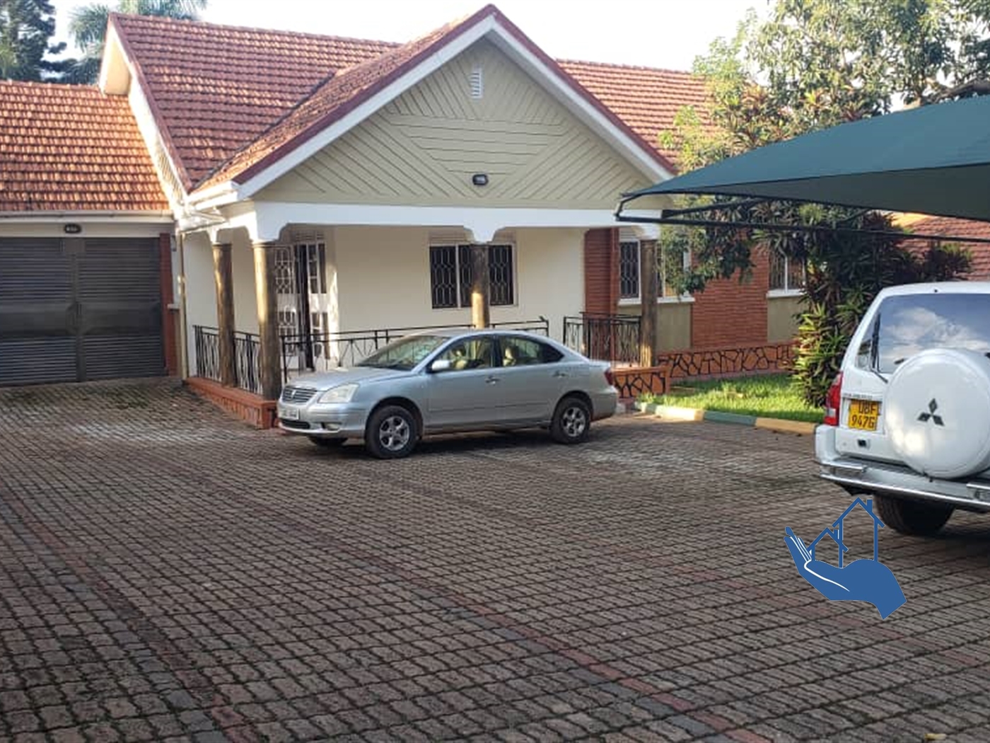 Bungalow for rent in Muyenga Kampala