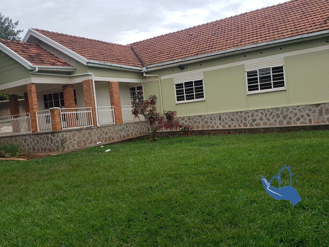 Bungalow for rent in Muyenga Kampala