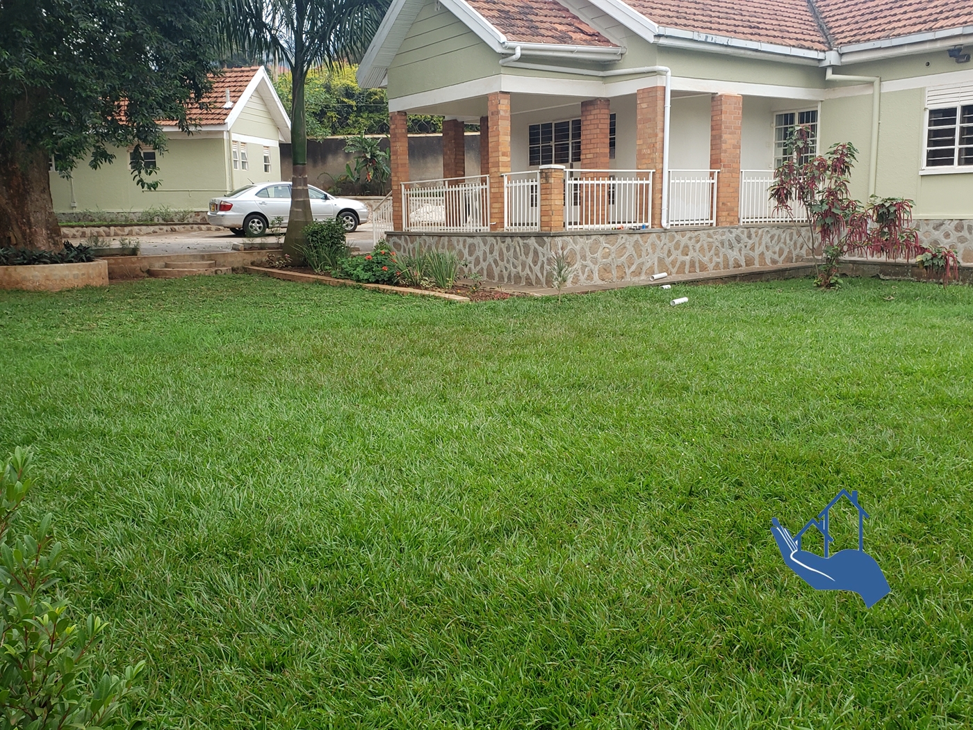 Bungalow for rent in Muyenga Kampala