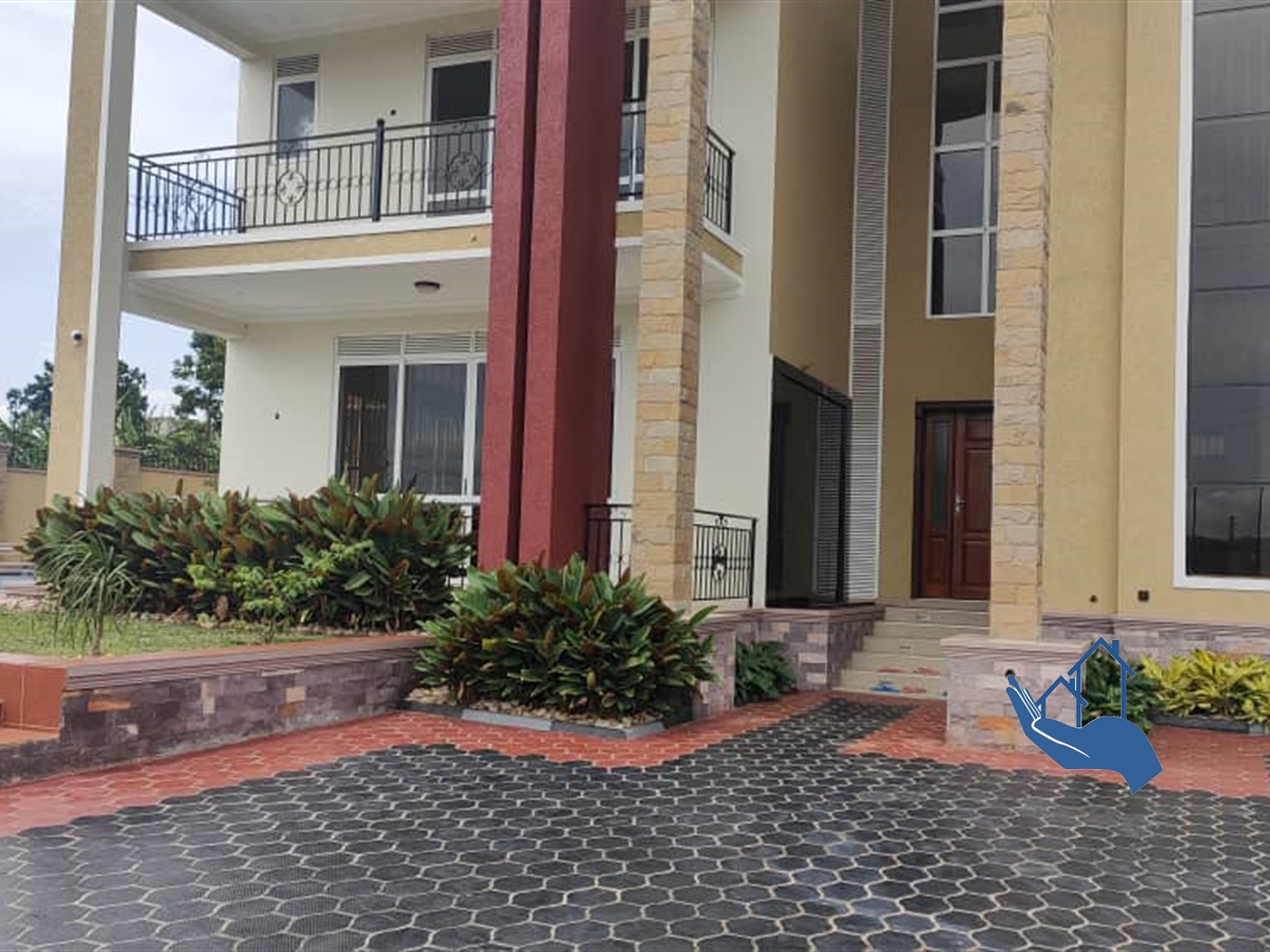 Mansion for sale in Munyonyo Kampala