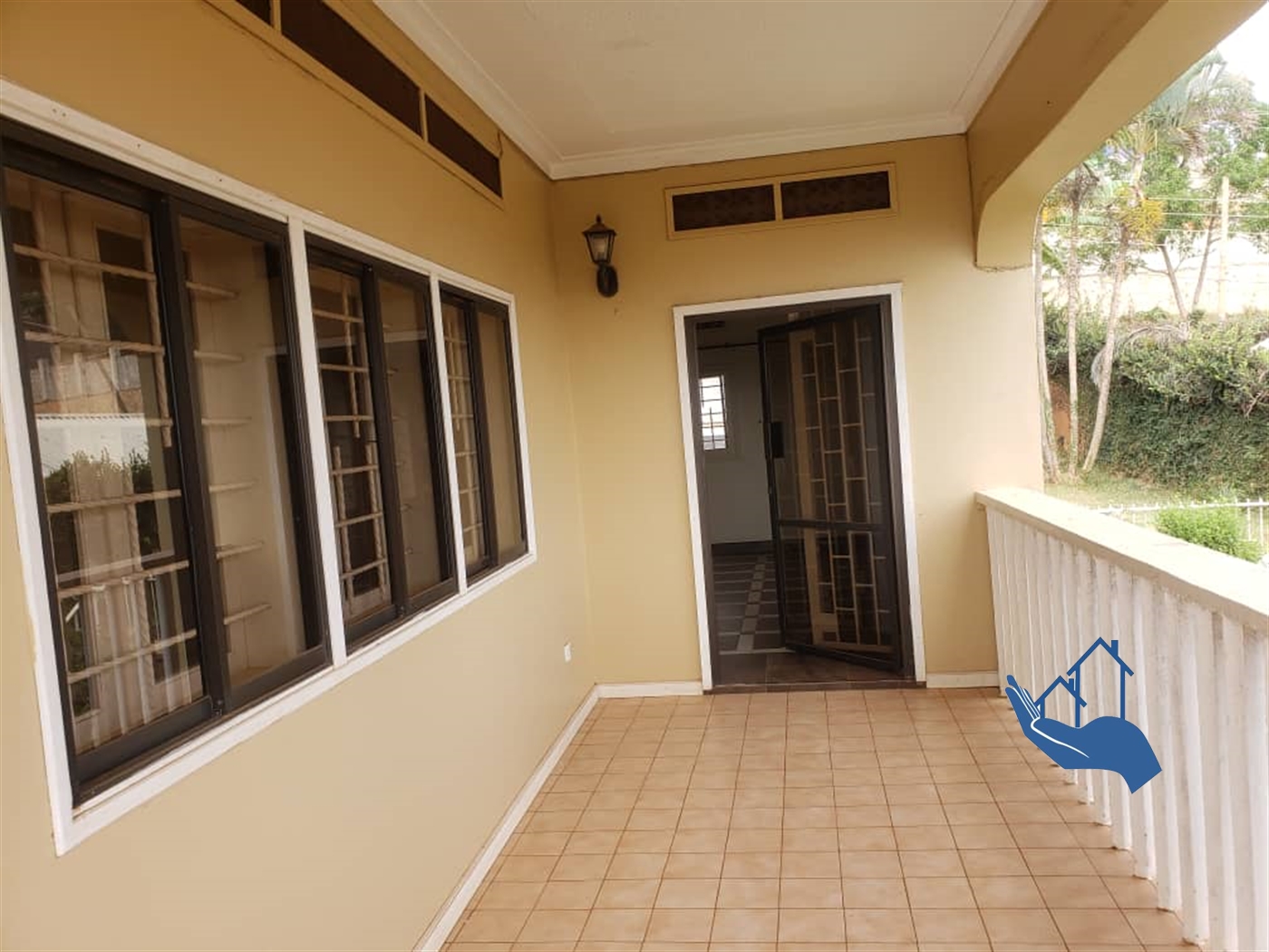 Mansion for rent in Muyenga Kampala