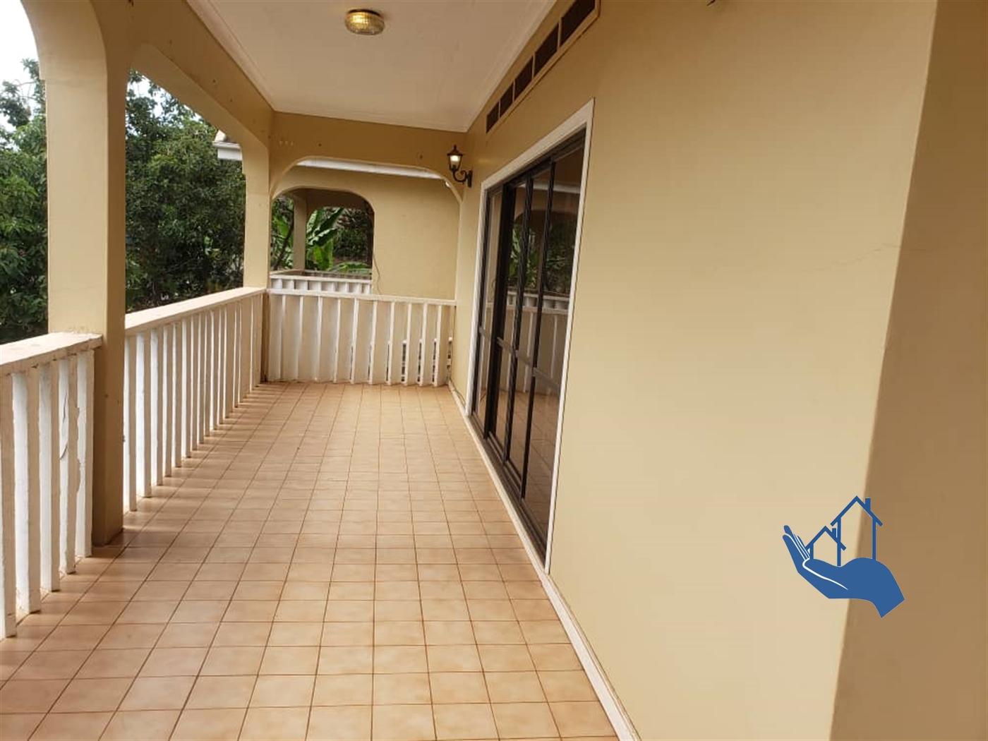 Mansion for rent in Muyenga Kampala