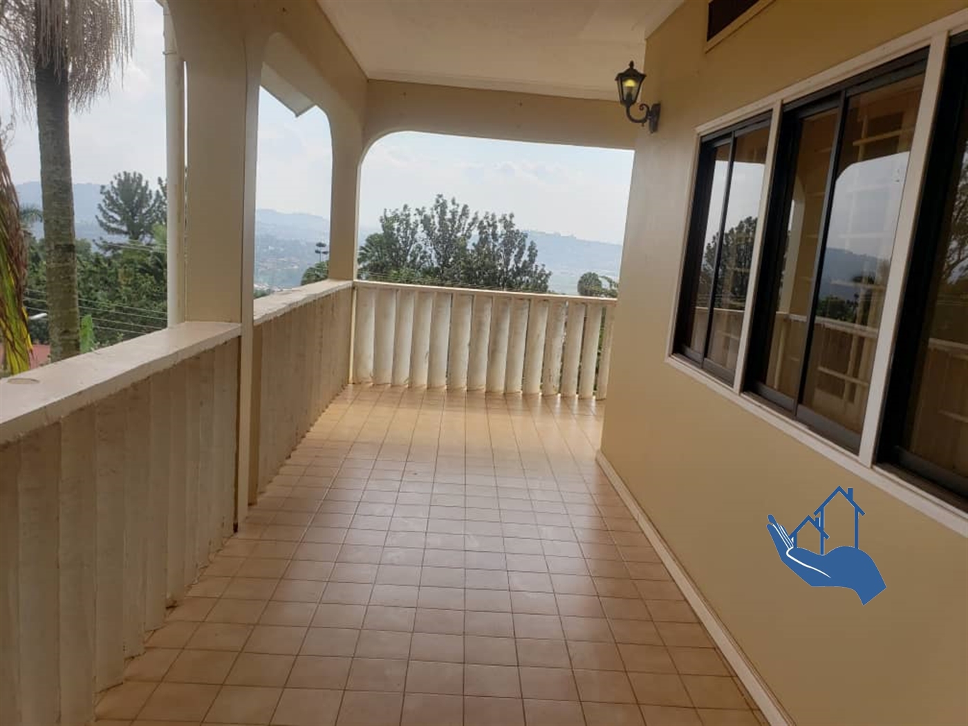 Mansion for rent in Muyenga Kampala