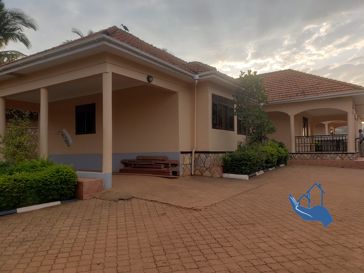 Bungalow for rent in Buziga Kampala