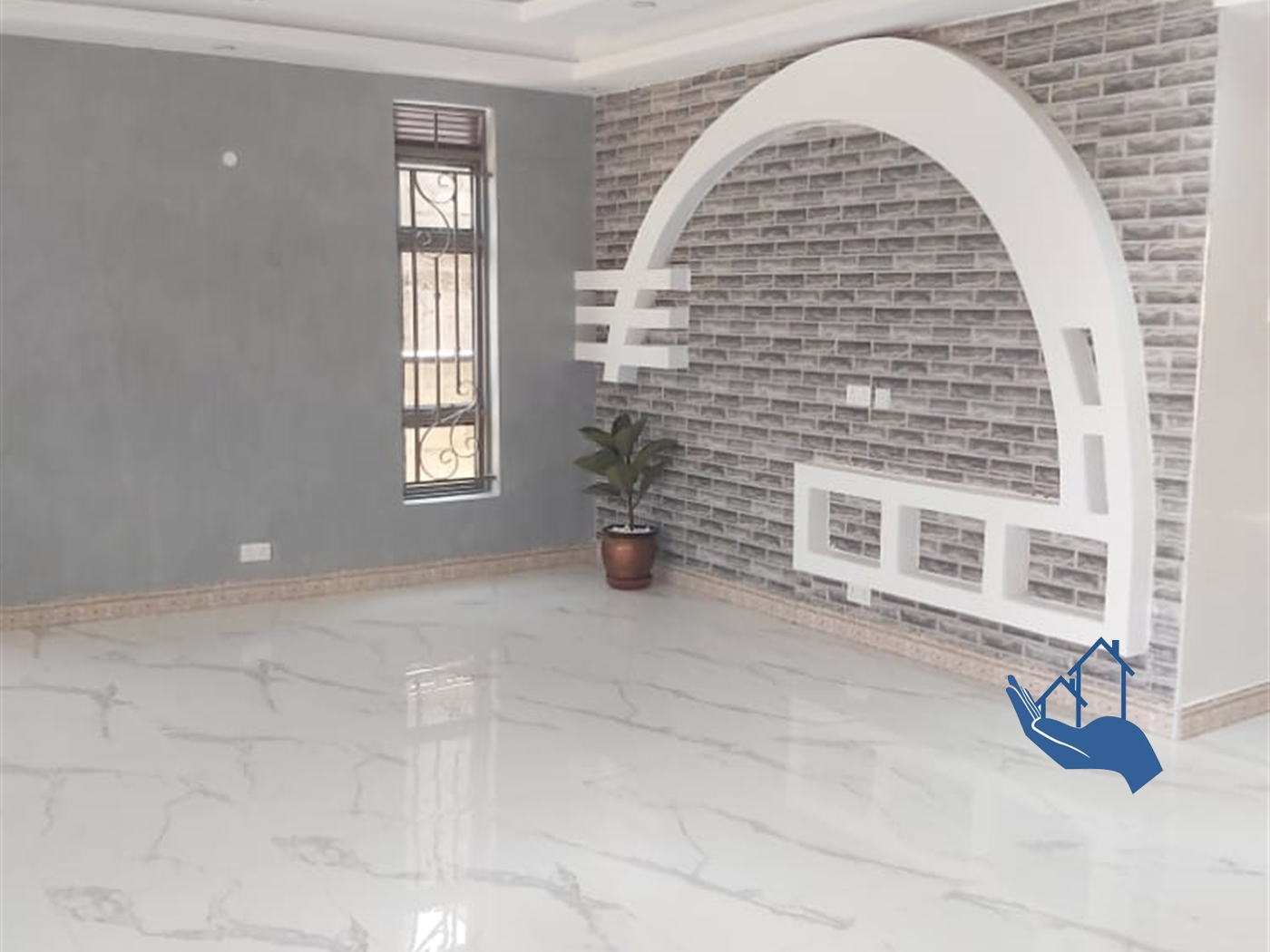 Mansion for sale in Kitende Wakiso