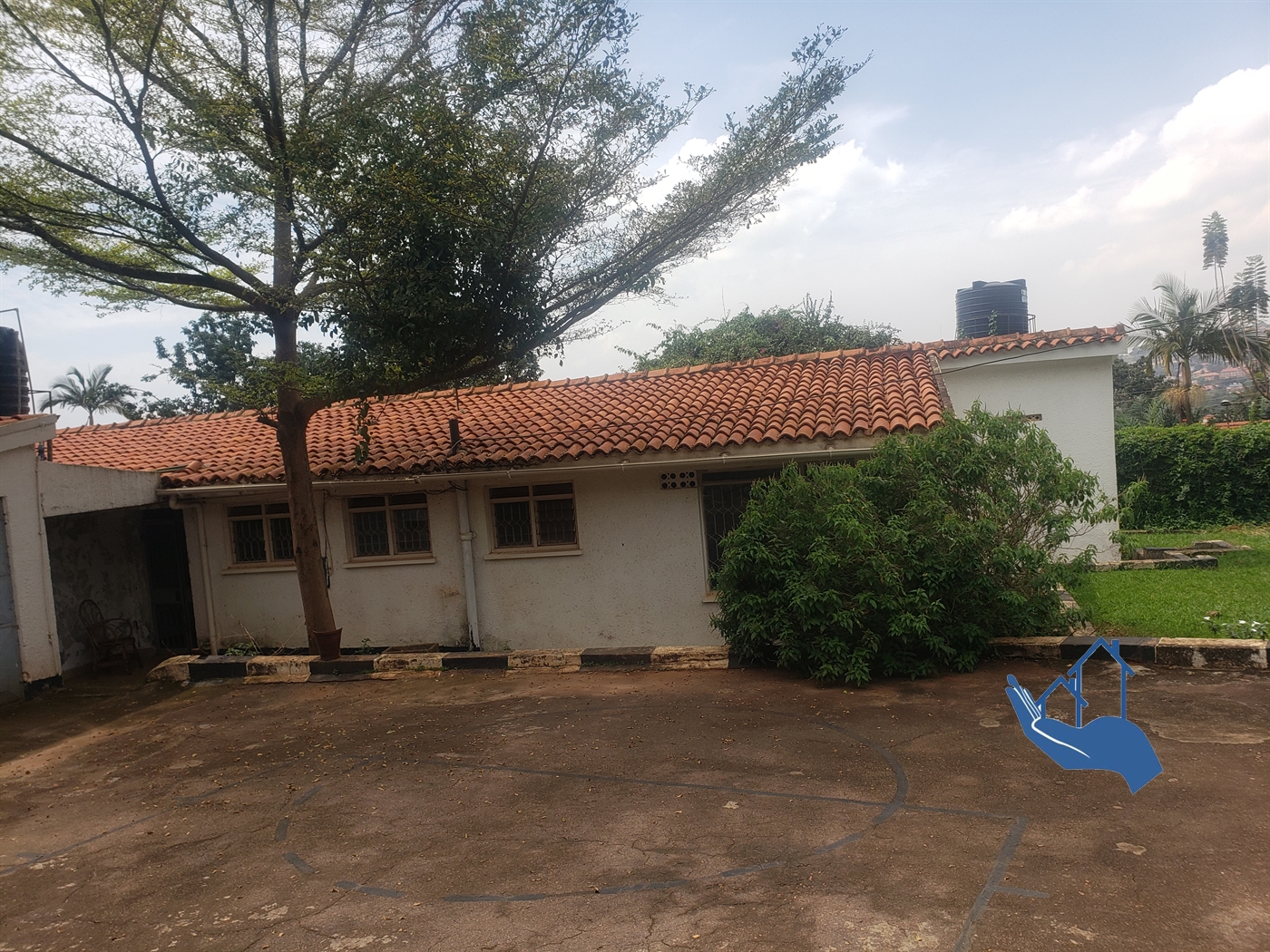 Bungalow for sale in Kiwafu Kampala