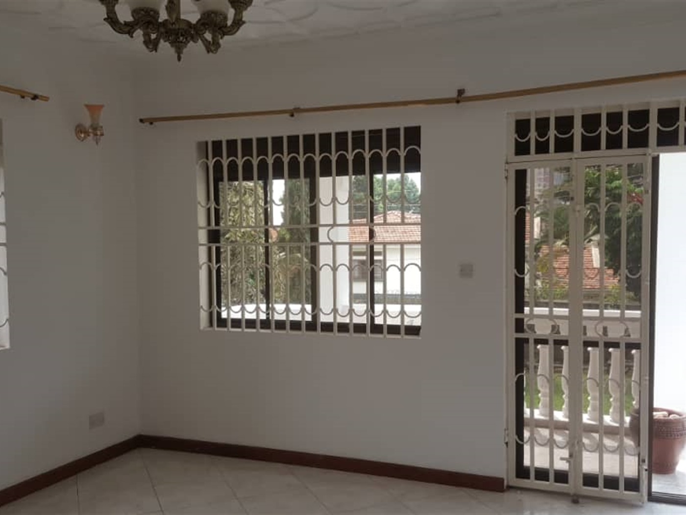 Mansion for rent in Muyenga Kampala