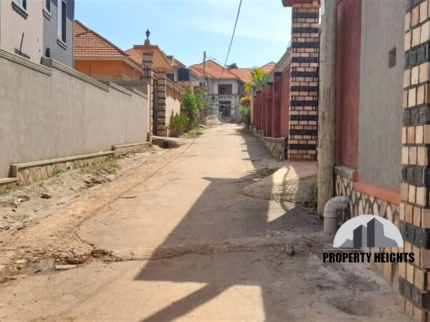 Duplex for sale in Kira Wakiso