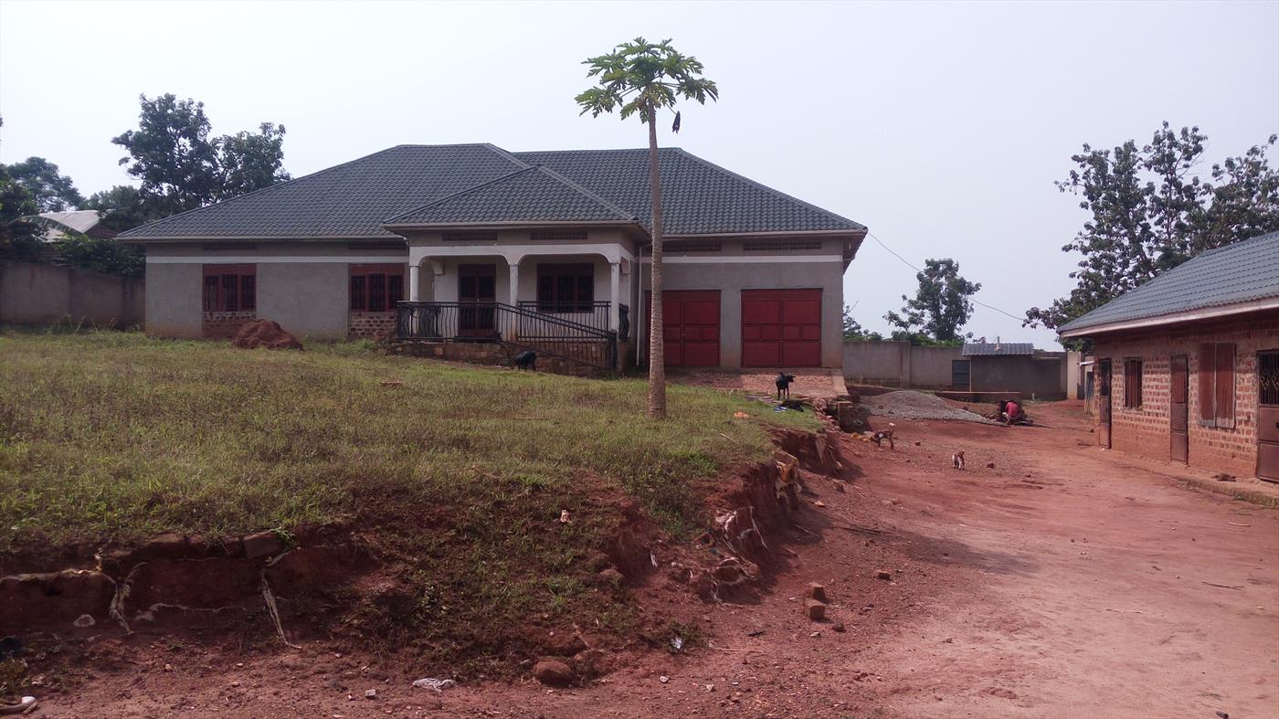 Bungalow for sale in Kiteetikka Wakiso