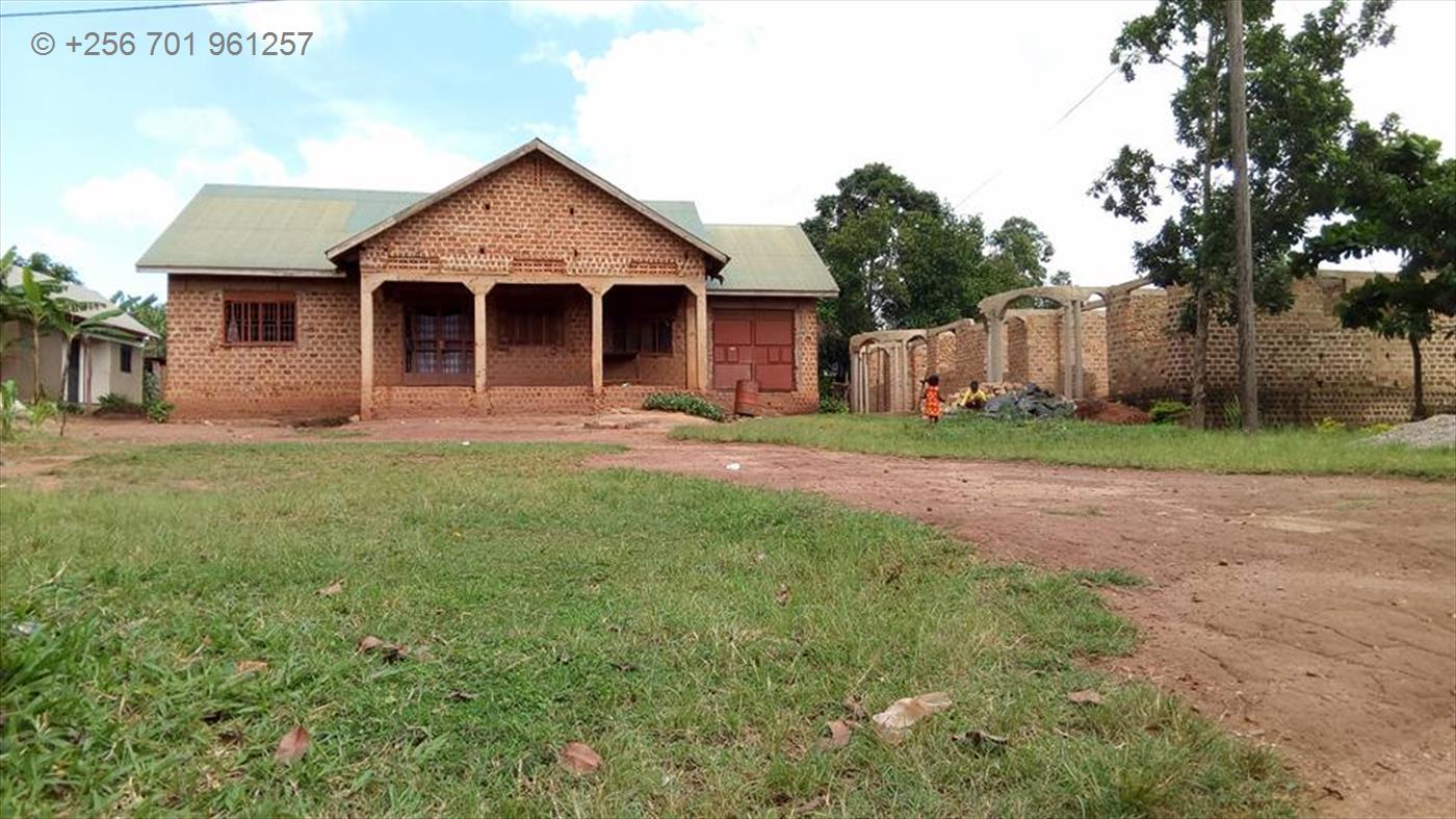 Bungalow for sale in Gayaza Wakiso