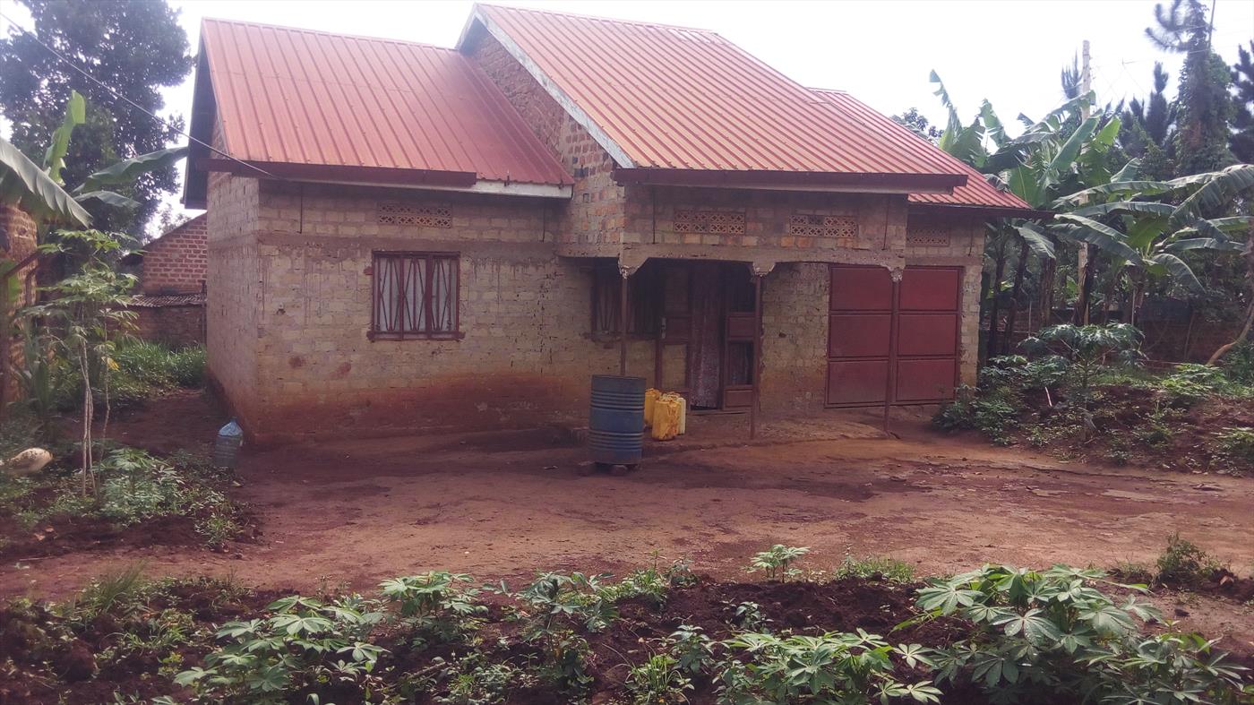 Shell House for sale in Namavundu Wakiso