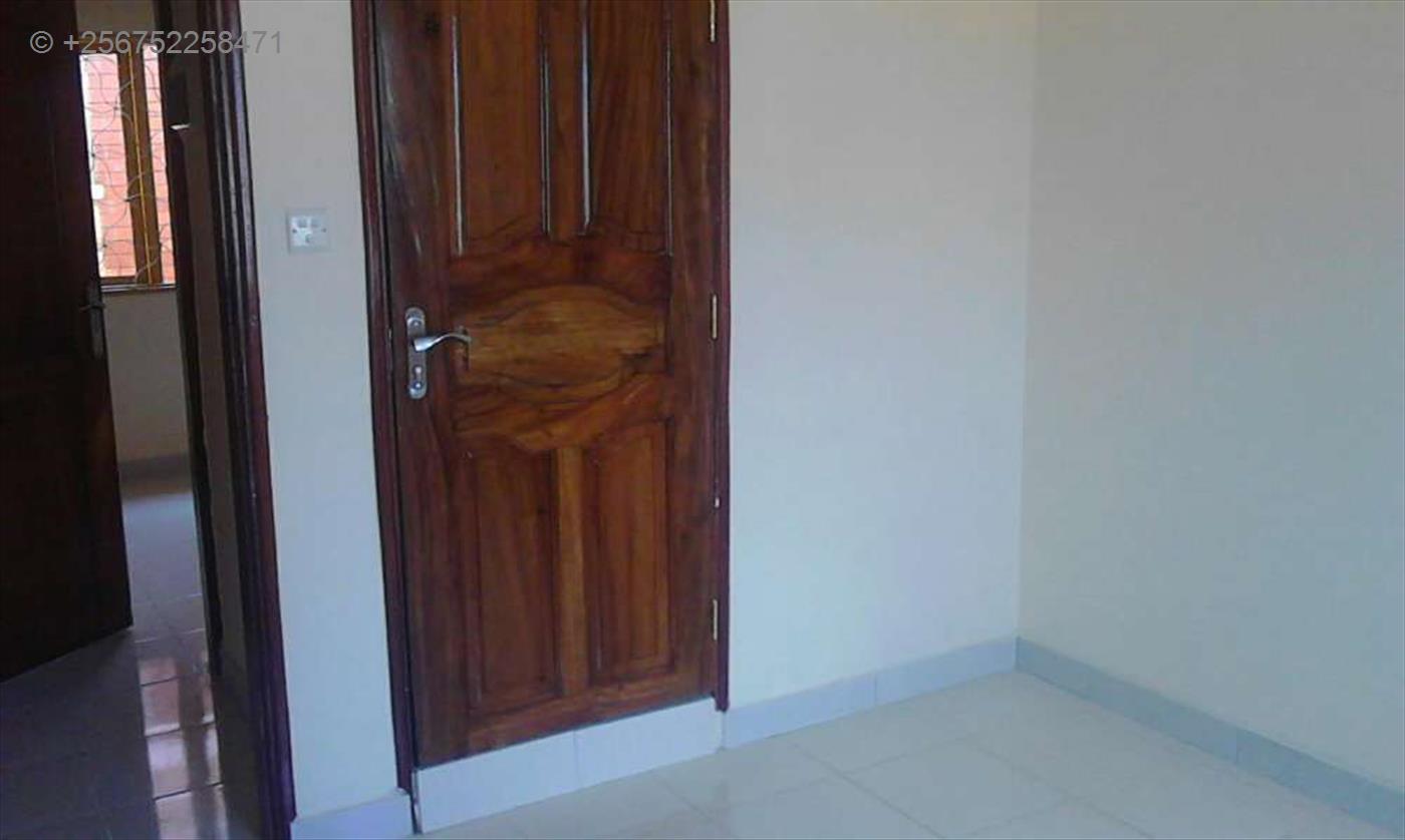 Semi Detached for rent in Bweyogerere Wakiso