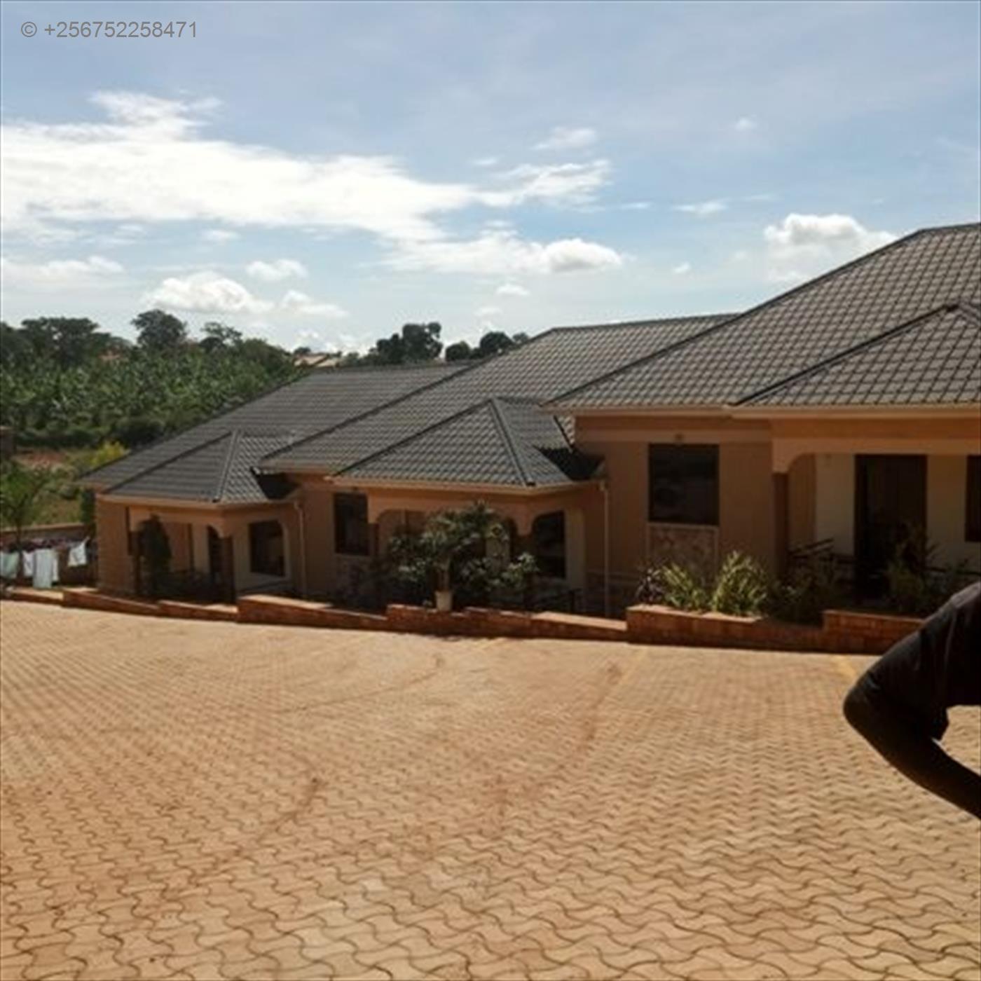 Semi Detached for rent in Kisaasi Kampala