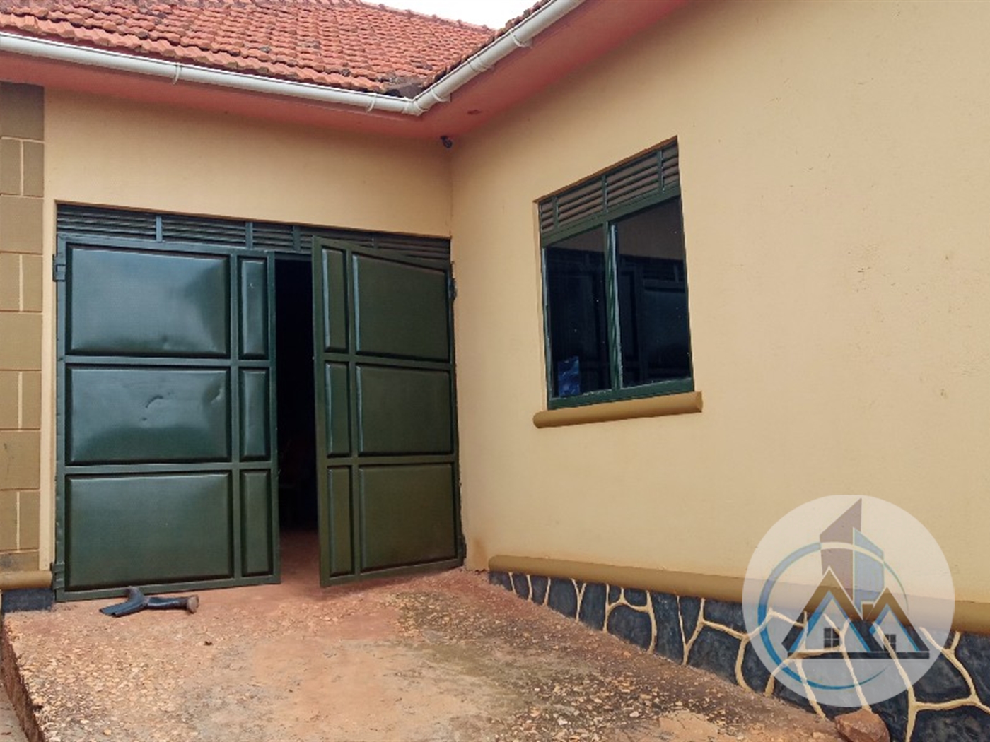 Mansion for rent in Seeta Mukono