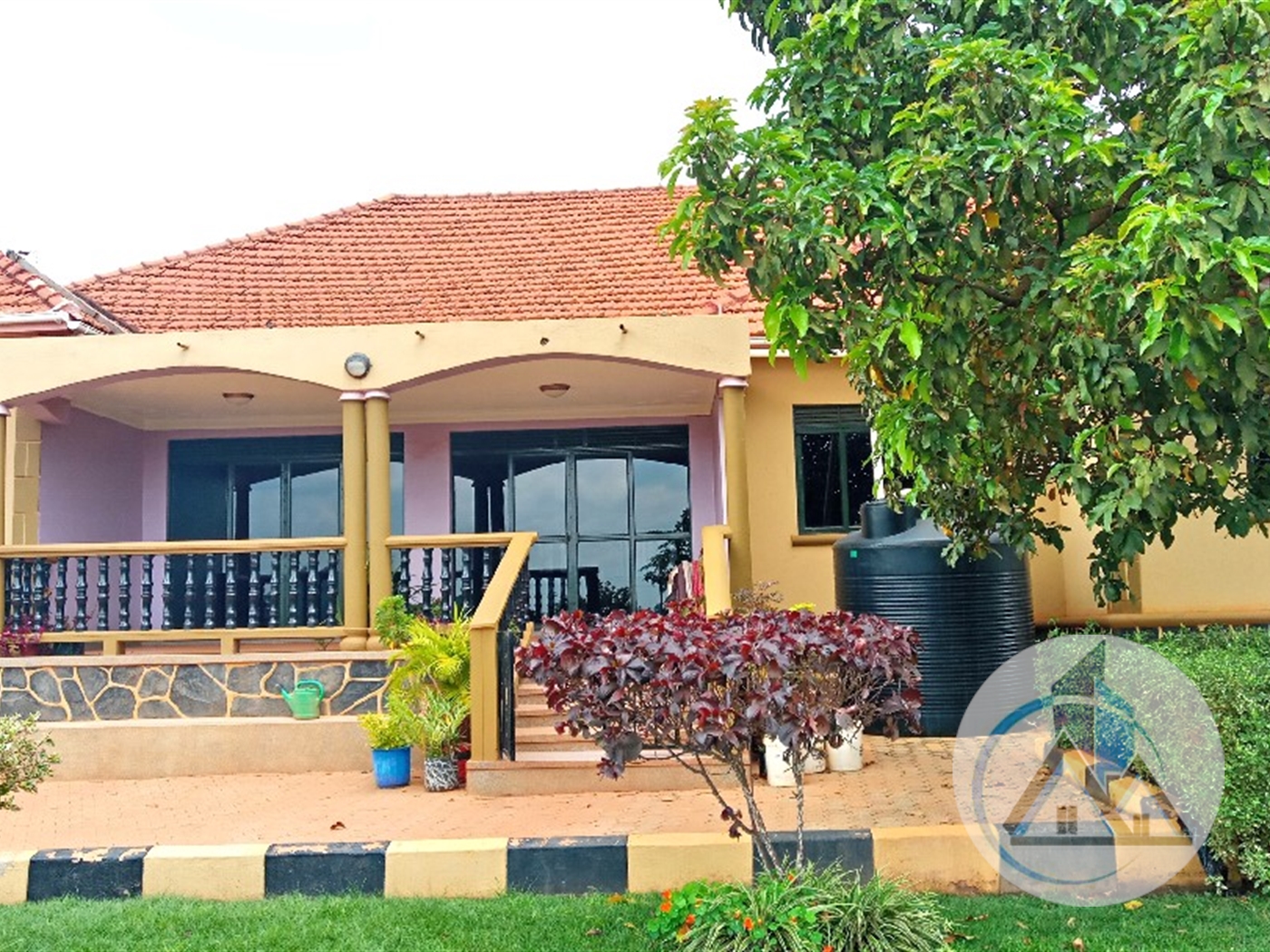 Mansion for rent in Seeta Mukono