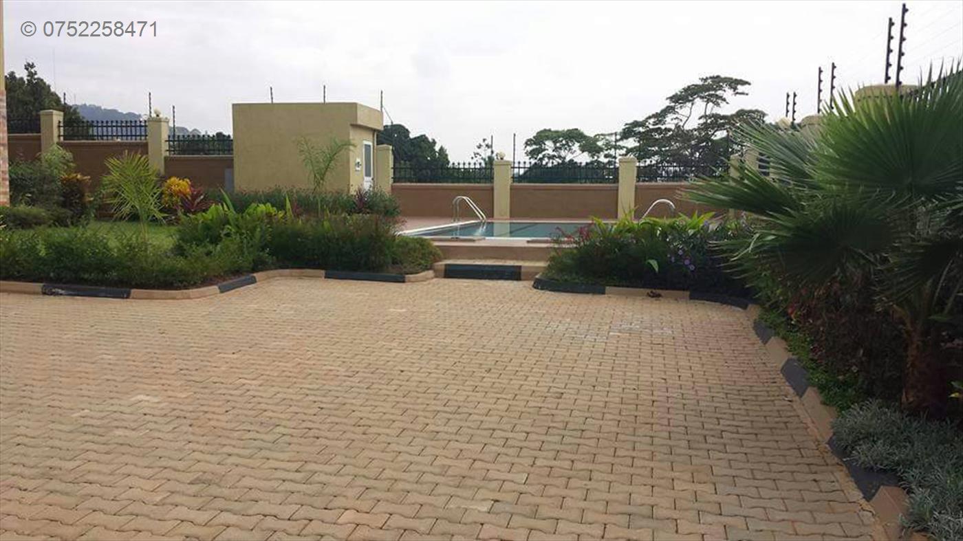 Mansion for sale in Munyonyo Kampala