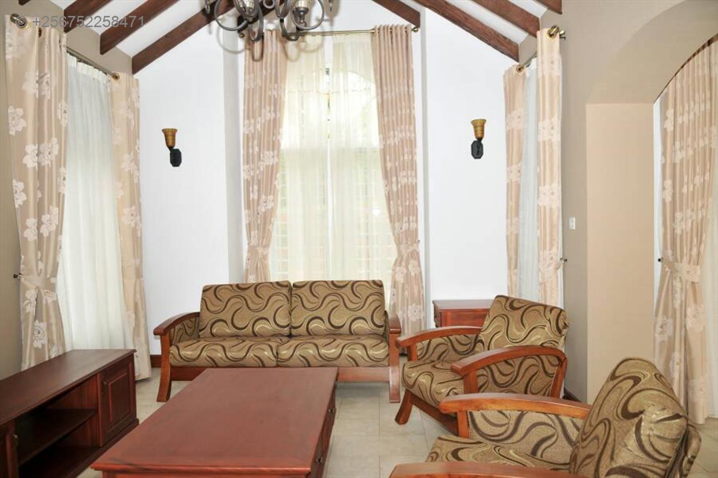 Villa for rent in Bwebajja Kampala