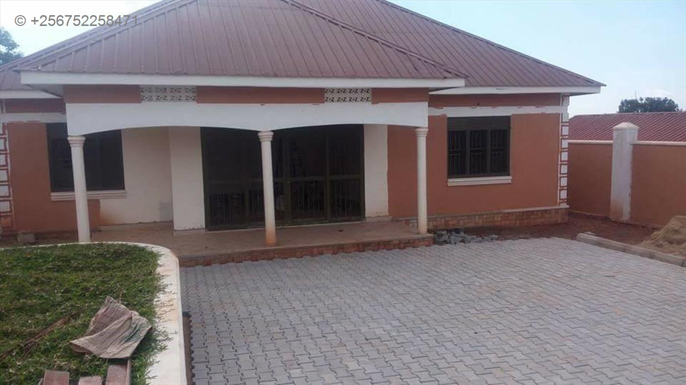 Bungalow for sale in Gayaza Wakiso