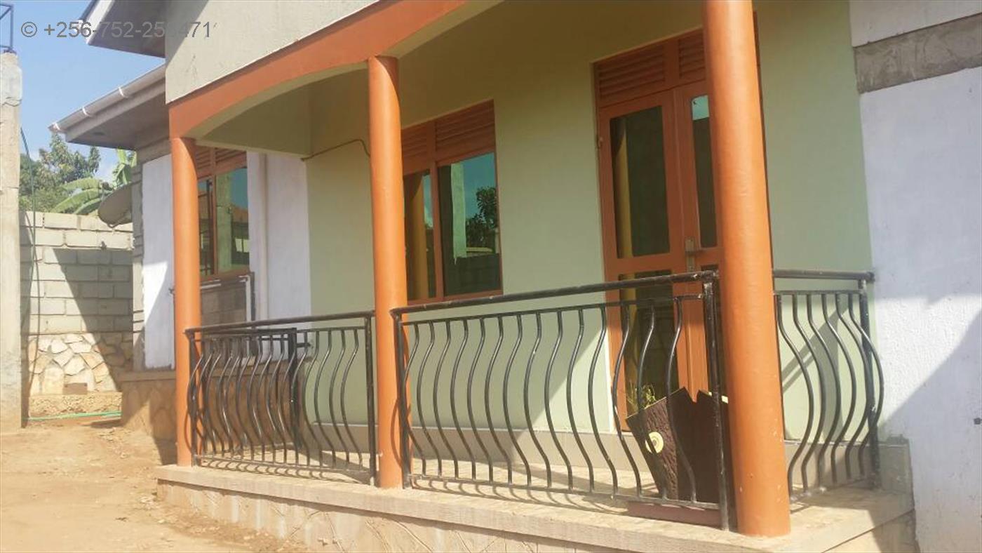 Semi Detached for rent in Mpererwe Wakiso