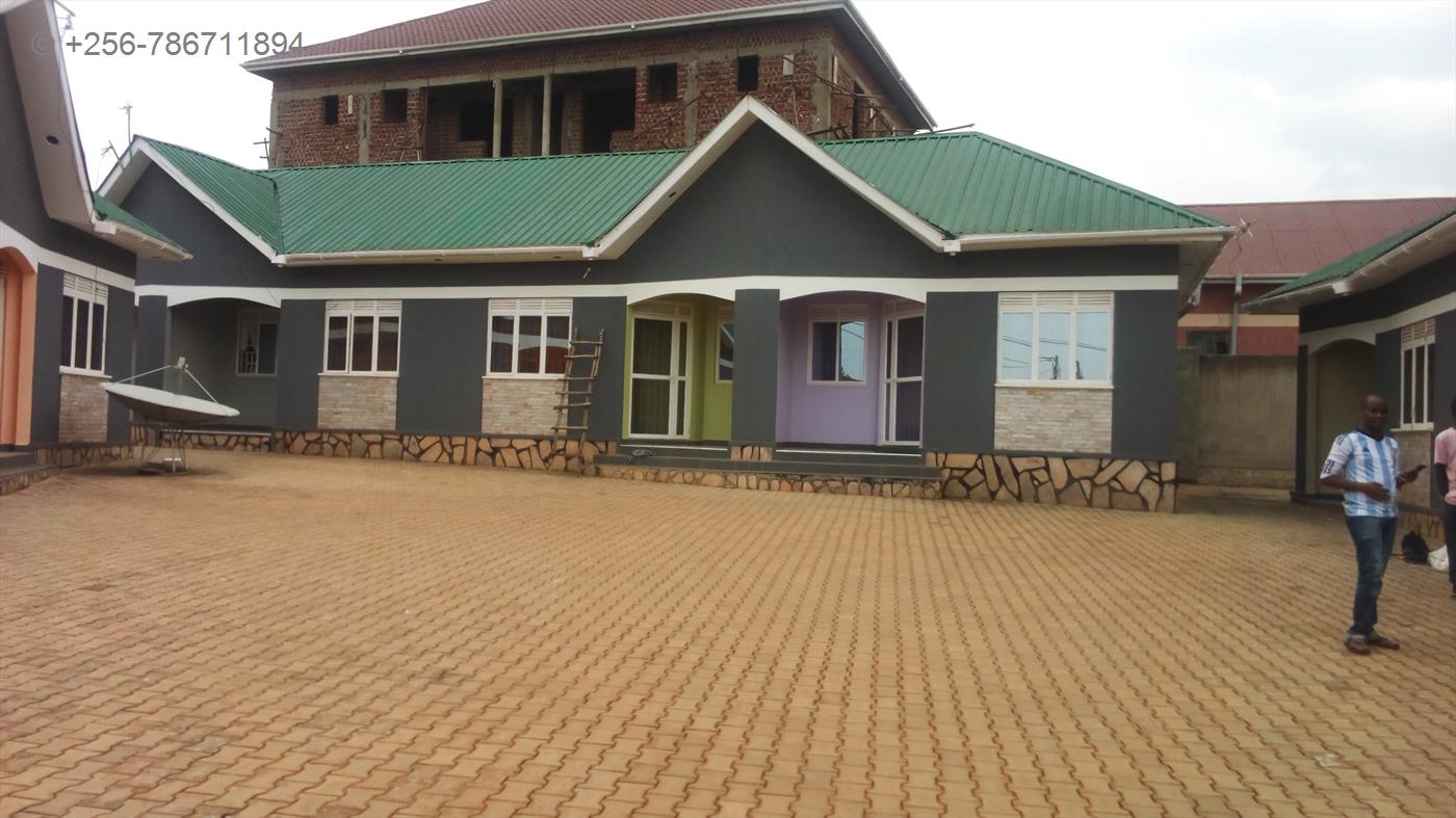 Semi Detached for rent in Bweyogerere Wakiso